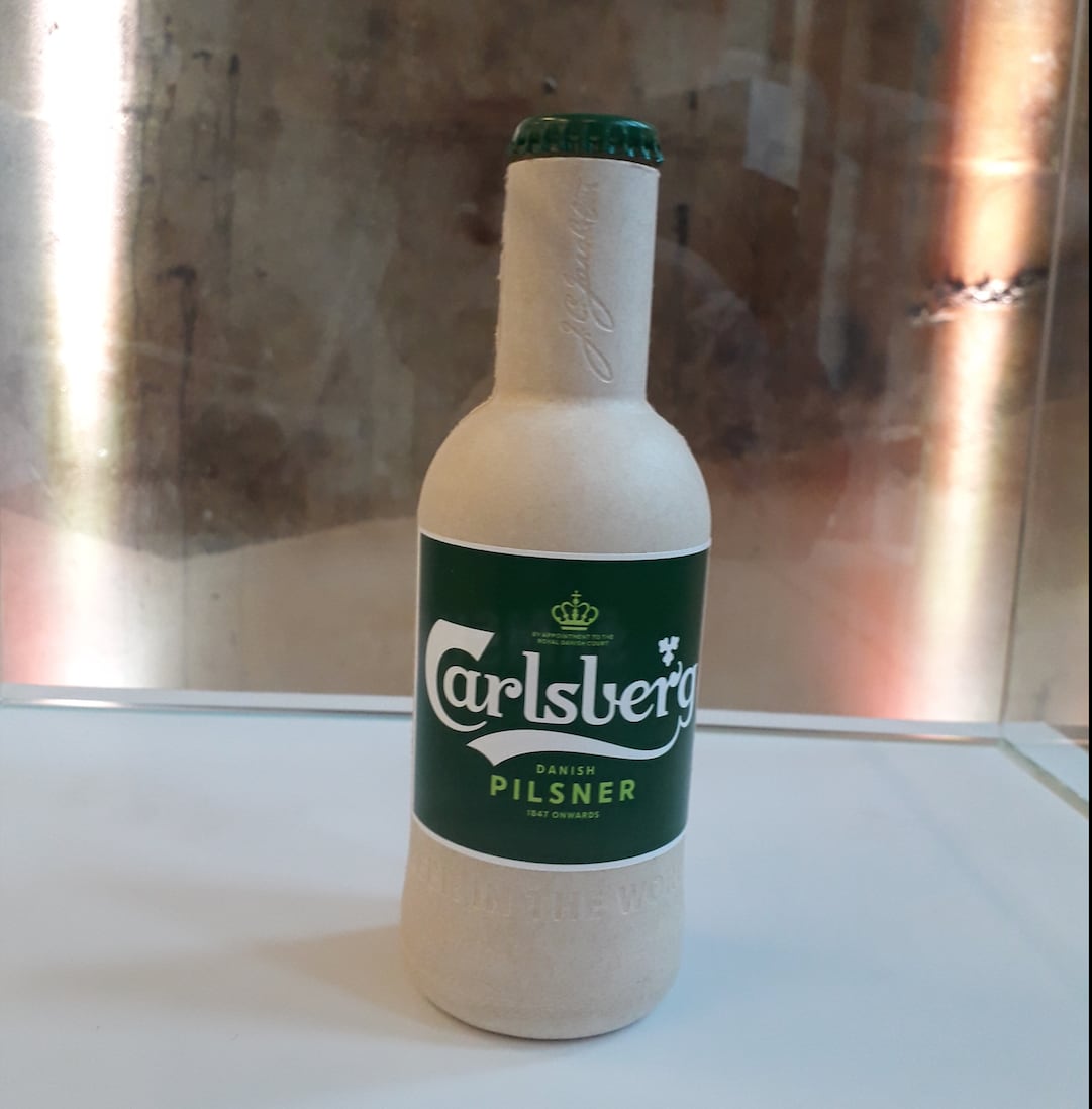 Carlsberg Verkauft Sein Bier Bald Aus Pappflaschen Gutes Leben Jetzt De