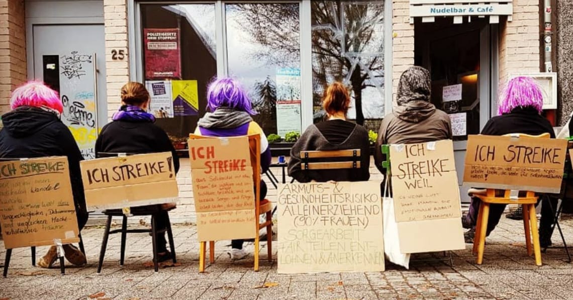 Weltfrauentag Bilder Von Demos Und Streiks Gender Jetztde