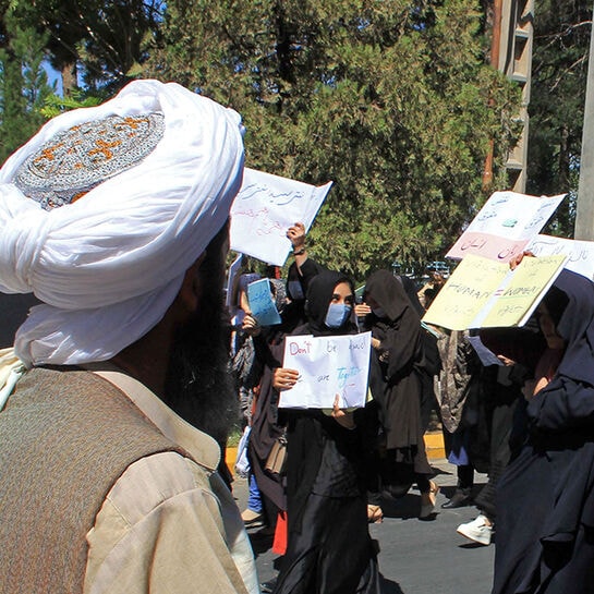 Afghanische frauen in münchen afm e